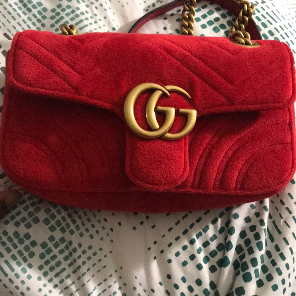 (Authentic) Gucci mini marmont red velvet